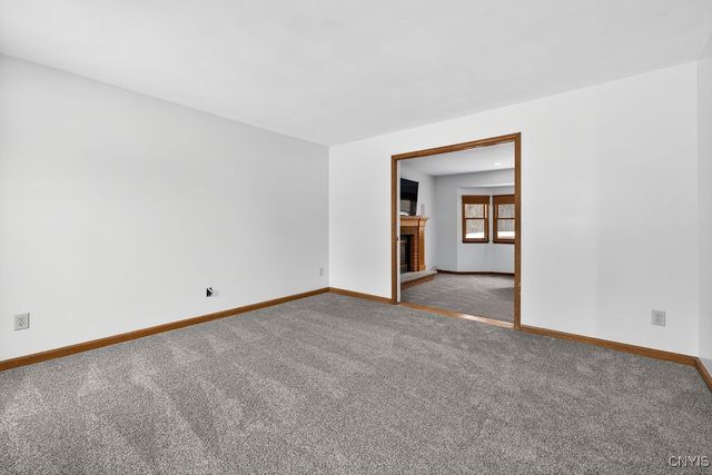 2788 Hiltonwood Rd, Lysander, NY 13027