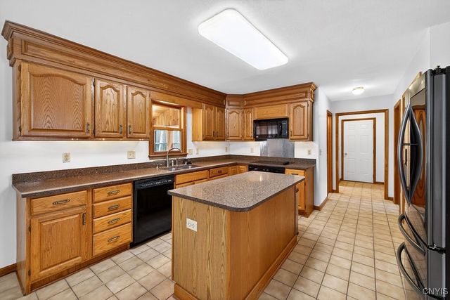 2788 Hiltonwood Rd, Lysander, NY 13027