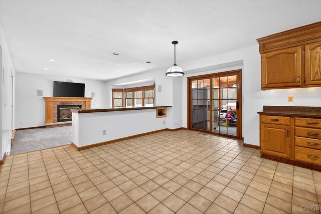 2788 Hiltonwood Rd, Lysander, NY 13027