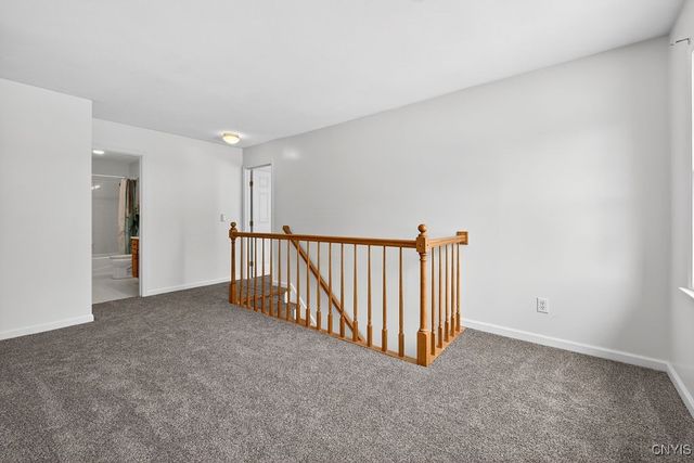 2788 Hiltonwood Rd, Lysander, NY 13027