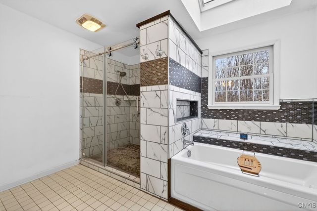 2788 Hiltonwood Rd, Lysander, NY 13027