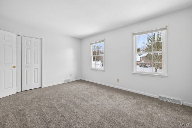 2788 Hiltonwood Rd, Lysander, NY 13027