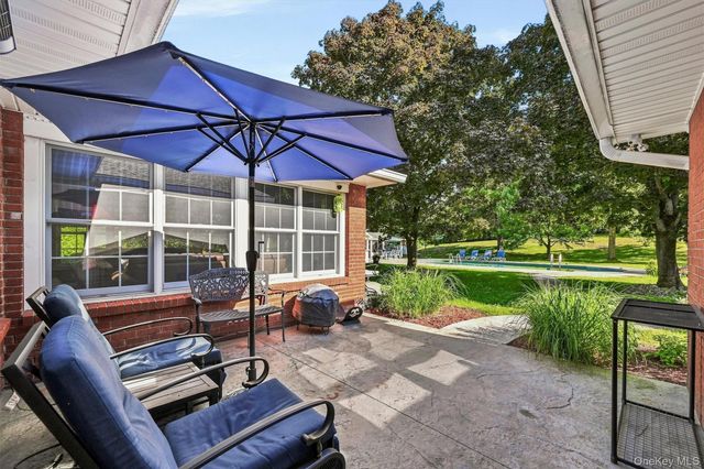 5 Anna Place, Marlboro, NY 12542