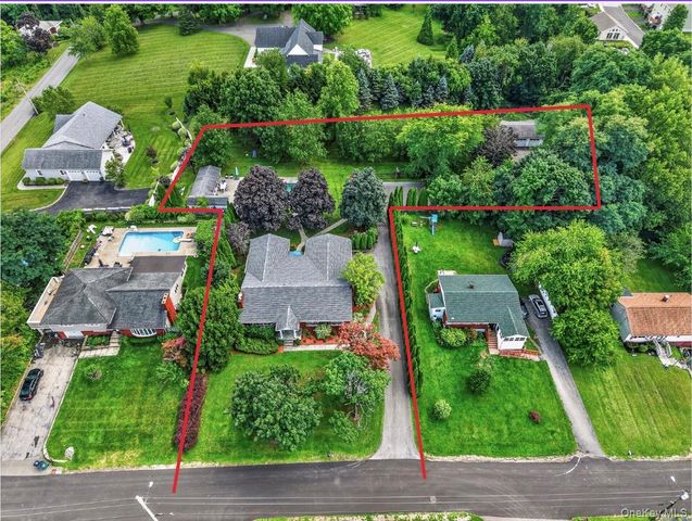 5 Anna Place, Marlboro, NY 12542
