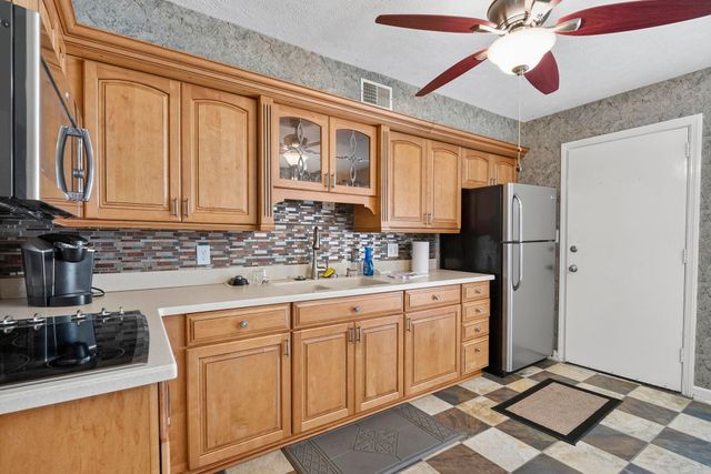 409 28th Ave S Apt 4, North Myrtle Beach, SC 29582