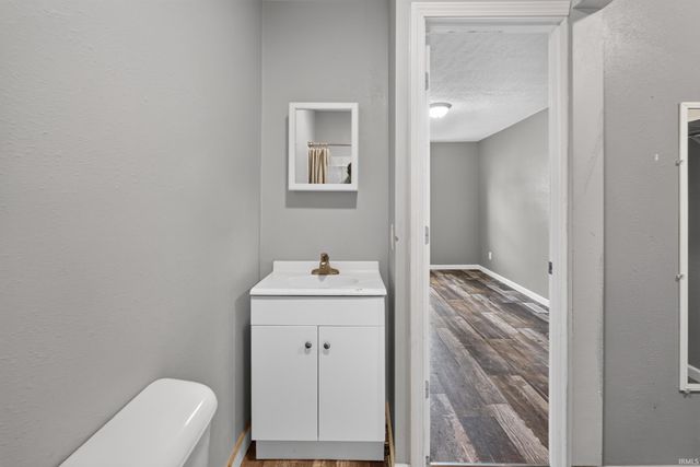 825 S 28th Street, Lafayette, IN 47904