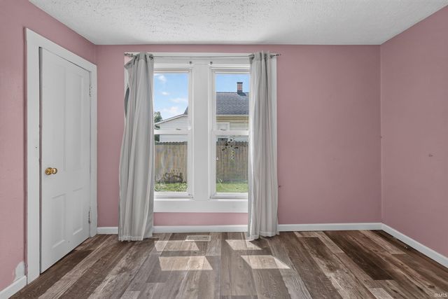 825 S 28th Street, Lafayette, IN 47904