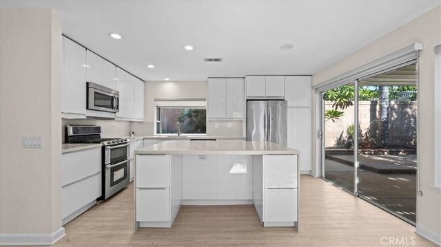 11529 Palm Meadows, Rancho Cucamonga, CA 91730