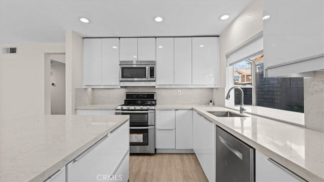 11529 Palm Meadows, Rancho Cucamonga, CA 91730