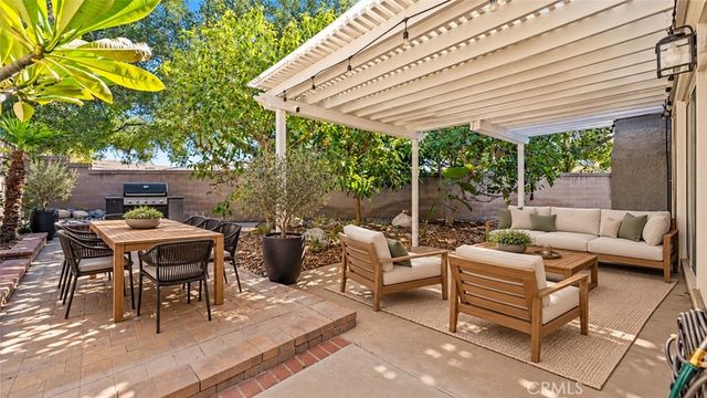 11529 Palm Meadows, Rancho Cucamonga, CA 91730