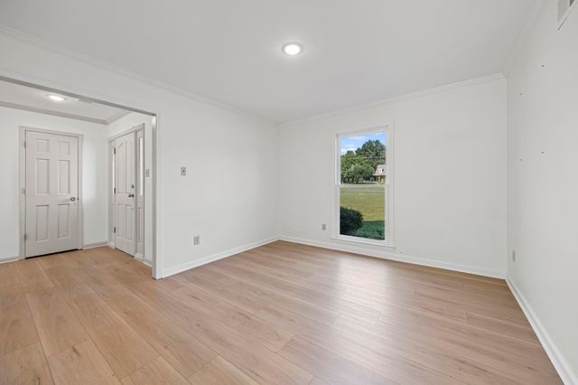 10661 CHAPEL HILL RD, Lakeland, TN 38002