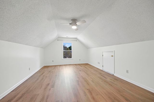 10661 CHAPEL HILL RD, Lakeland, TN 38002