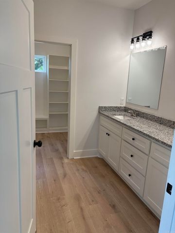 1 Dragonfly Cove, Greenbrier, AR 72058