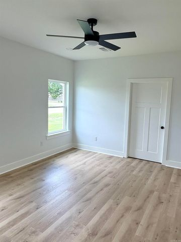 1 Dragonfly Cove, Greenbrier, AR 72058