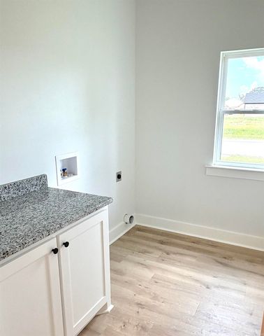 1 Dragonfly Cove, Greenbrier, AR 72058