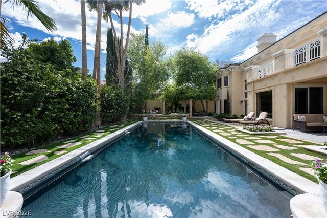 9209 Eagle Hills Drive, Las Vegas, NV 89134