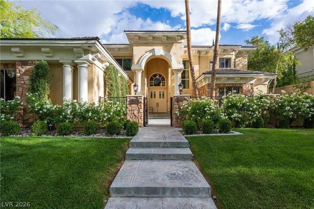 9209 Eagle Hills Drive, Las Vegas, NV 89134
