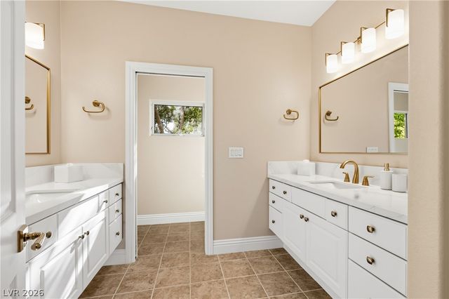 9209 Eagle Hills Drive, Las Vegas, NV 89134