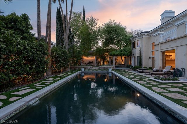 9209 Eagle Hills Drive, Las Vegas, NV 89134