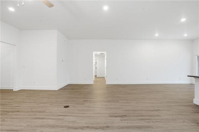 2812 Buckside Street, Springdale, AR 72762