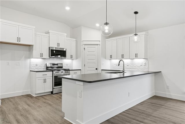 2812 Buckside Street, Springdale, AR 72762