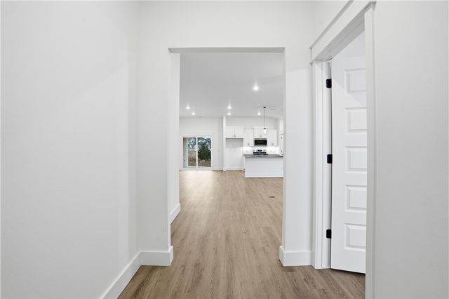 2812 Buckside Street, Springdale, AR 72762