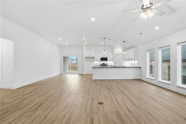 2812 Buckside Street, Springdale, AR 72762