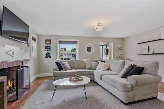 96 Meridian Street, Providence, RI 02908