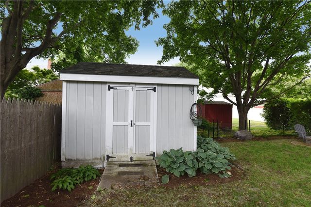 96 Meridian Street, Providence, RI 02908
