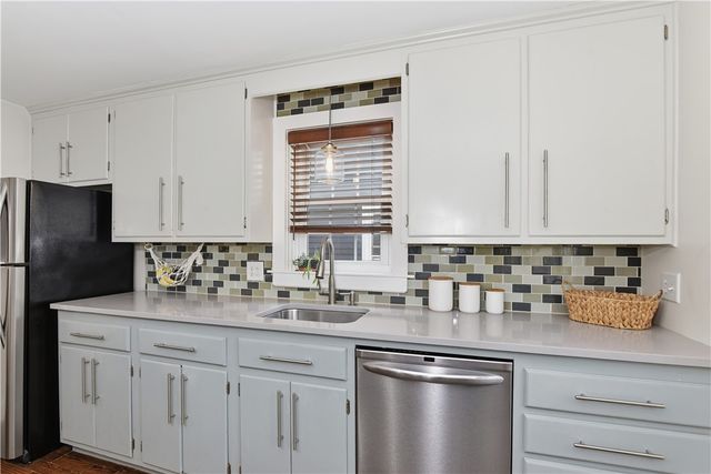 96 Meridian Street, Providence, RI 02908