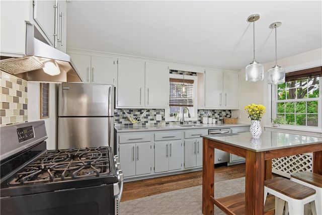 96 Meridian Street, Providence, RI 02908