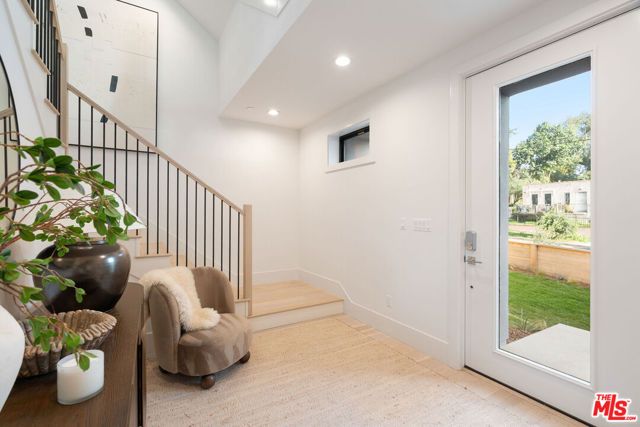 1609 N Coronado Street, Los Angeles, CA 90026