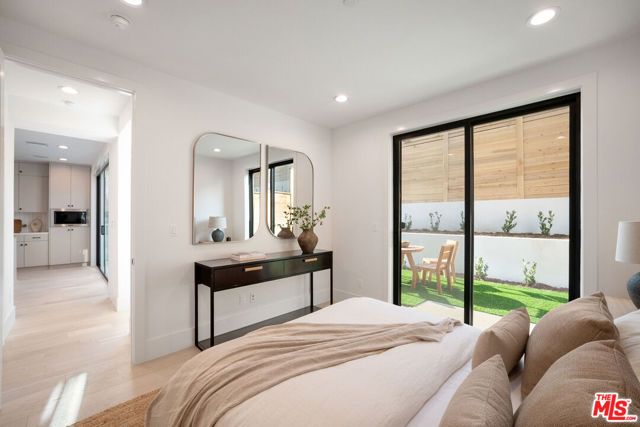 1609 N Coronado Street, Los Angeles, CA 90026