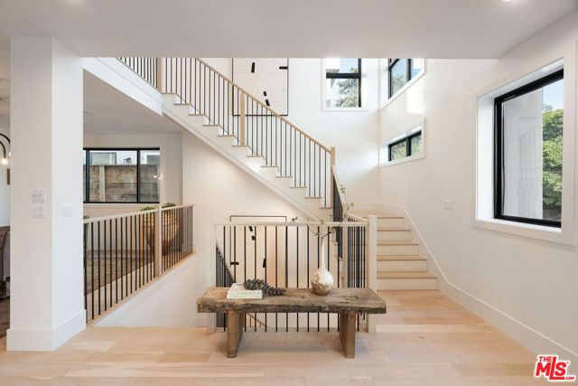 1609 N Coronado Street, Los Angeles, CA 90026