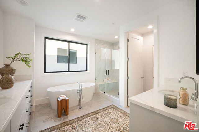 1609 N Coronado Street, Los Angeles, CA 90026