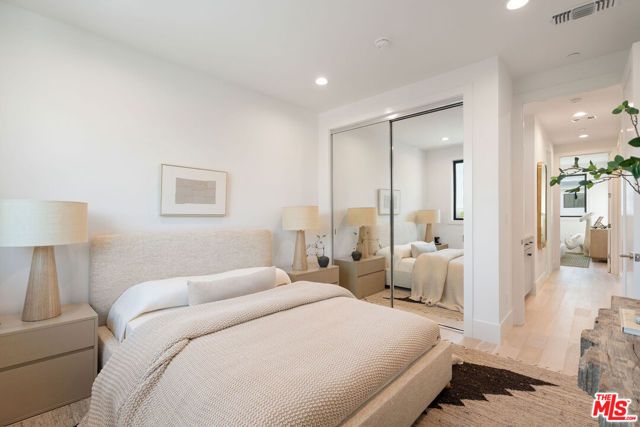 1609 N Coronado Street, Los Angeles, CA 90026