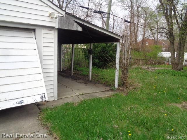 18927 Stansbury Street, Detroit, MI 48235