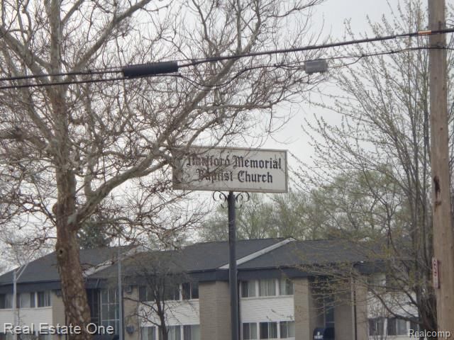 18927 Stansbury Street, Detroit, MI 48235