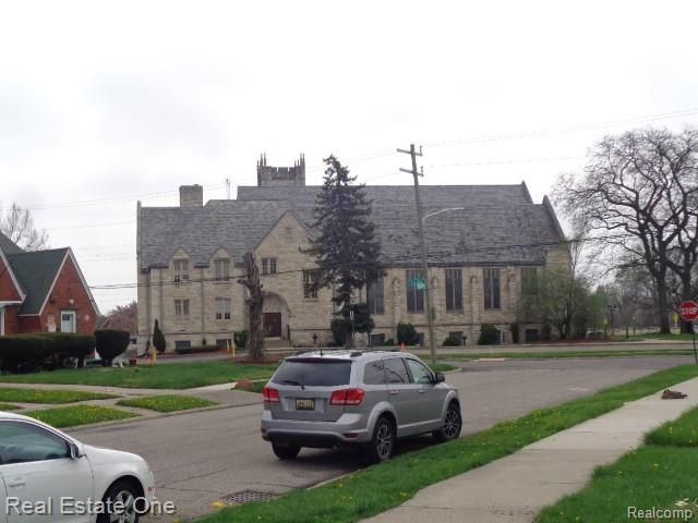 18927 Stansbury Street, Detroit, MI 48235
