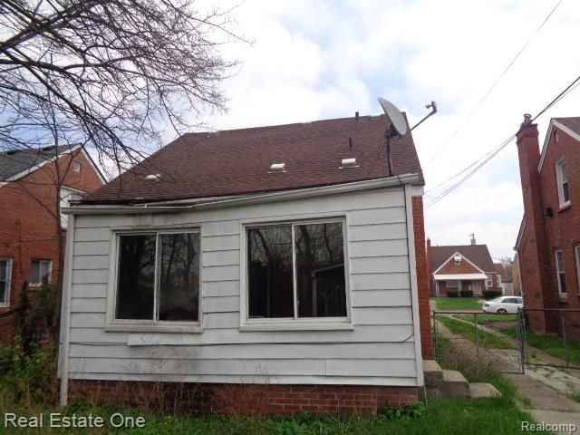 18927 Stansbury Street, Detroit, MI 48235