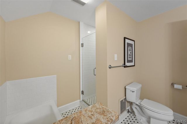 102 Berkeley Drive, Syracuse, NY 13210