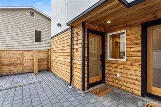 926 NW 57th Street #B, Seattle, WA 98107