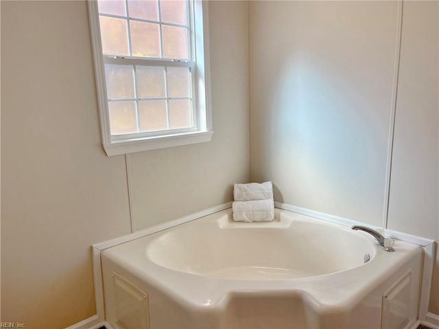 327 Cypress DR, Edenton, NC 27932