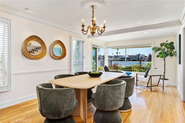 5585 E Corso Di Napoli, Long Beach, CA 90803