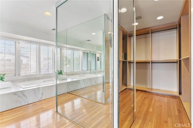 5585 E Corso Di Napoli, Long Beach, CA 90803