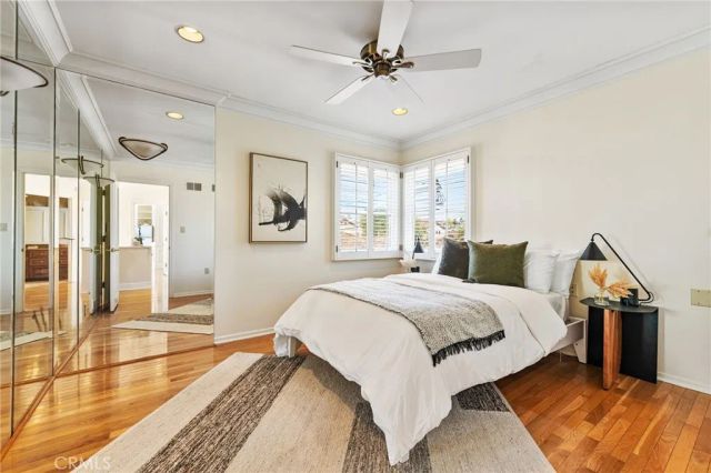 5585 E Corso Di Napoli, Long Beach, CA 90803