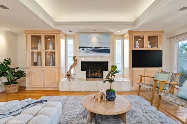 5585 E Corso Di Napoli, Long Beach, CA 90803