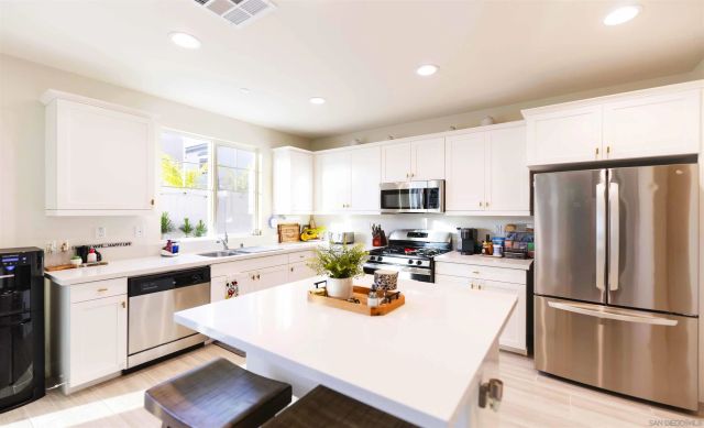 29137 Red Alder, Lake Elsinore, CA 92530