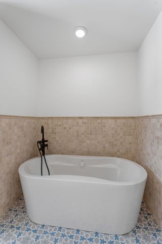 203 Oceola Ave Unit 2, Nashville, TN 37209