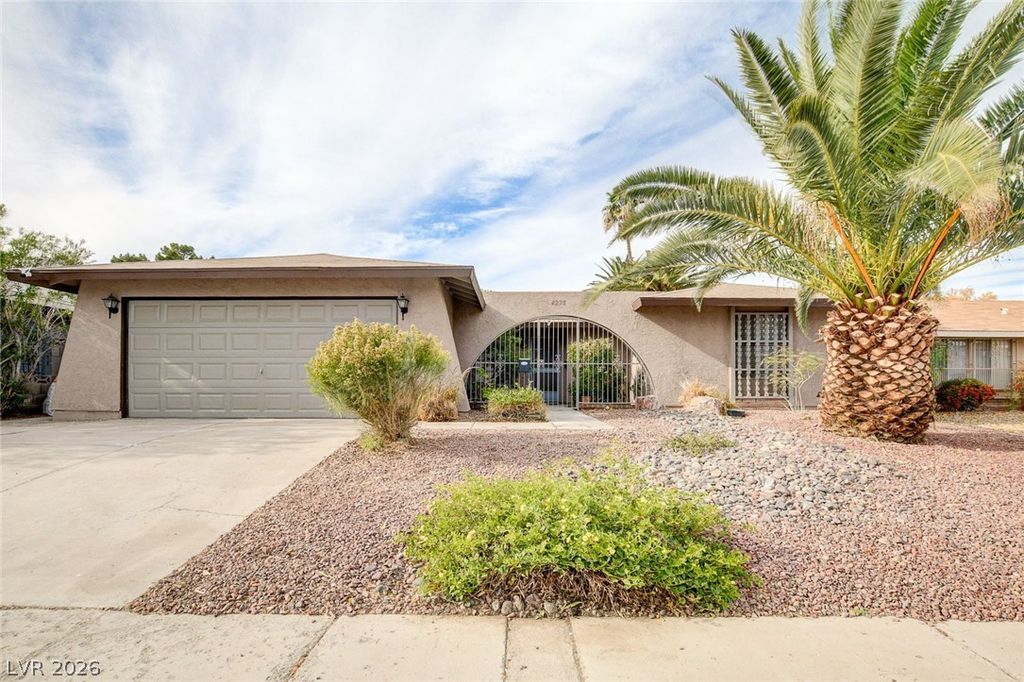 4273 Hazelcrest Drive, Las Vegas, NV 89121 — exterior